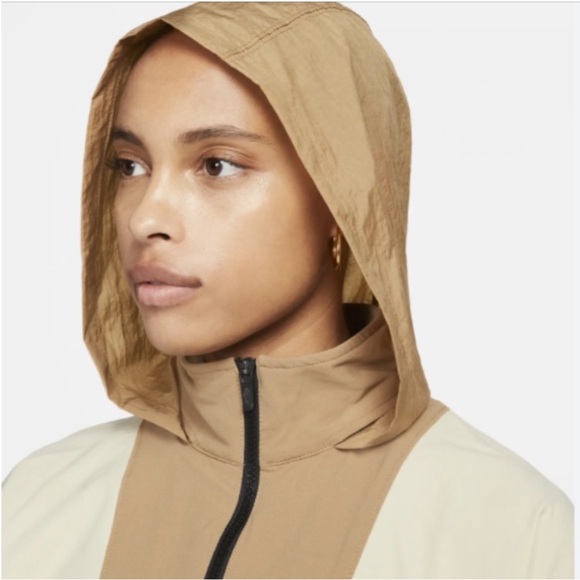 Nike Sportswear Revolution Sports Utility 1/2-zip Jacket Windbreaker Lightweight - Picture 6 of 7